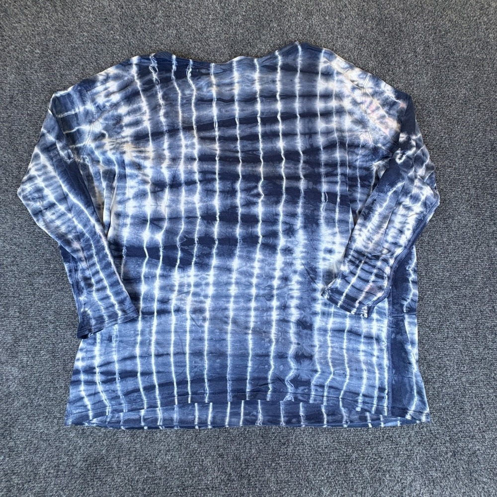 Lululemon Back In Action Shirt Women 10 Blue White Tie Dye Pima Cotton Boat Neck